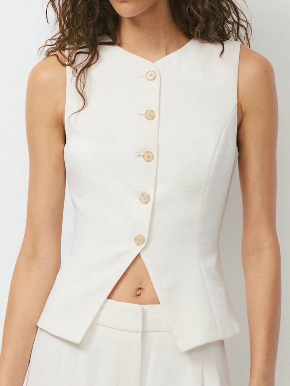 Aritzia Regal Vest - Crepette™
